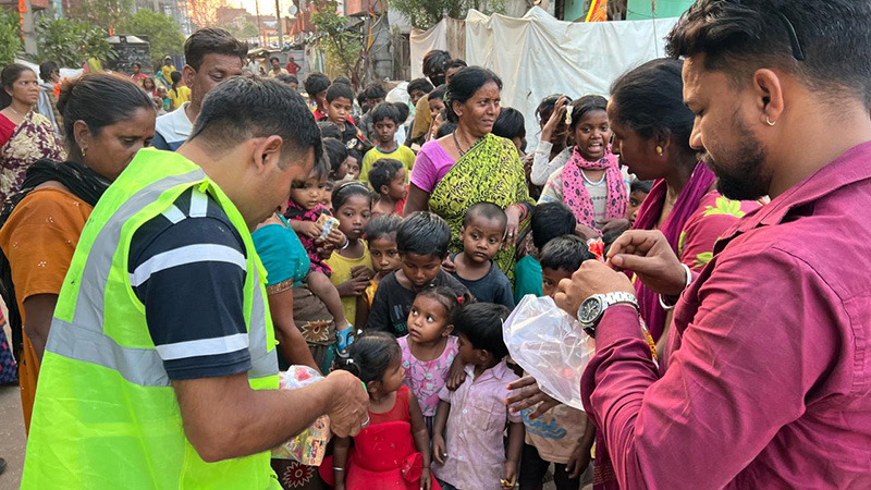 Food Refreshment to Kids at Sukhdeo Nagar, Ranchi, Jharkhand