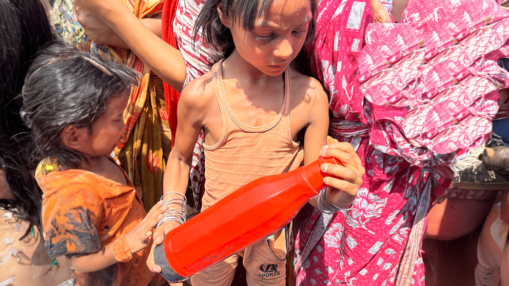 Cloth distribution(sector - 48, slum area)